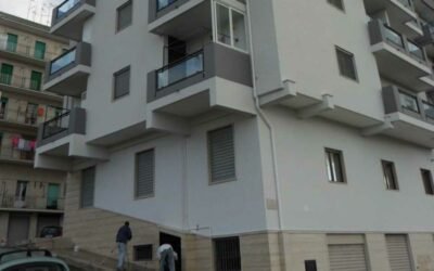 Rottura colonna montante condominio: chi paga e cosa fare se c’è eternit (Costi e Documenti)